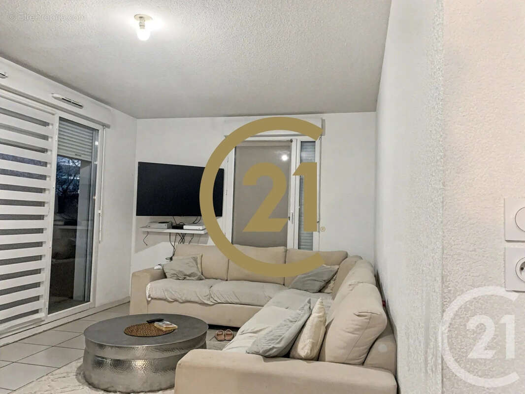 Appartement à DECINES-CHARPIEU