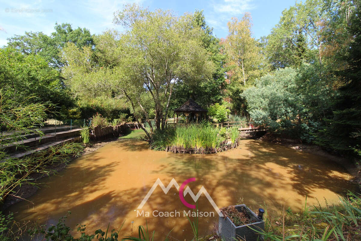  STE-ANNE SUR BRIVET proche Pontchâteau, belle longère en pierre d'environ 150 m2 avec un magnifique parc ! - photo 17
