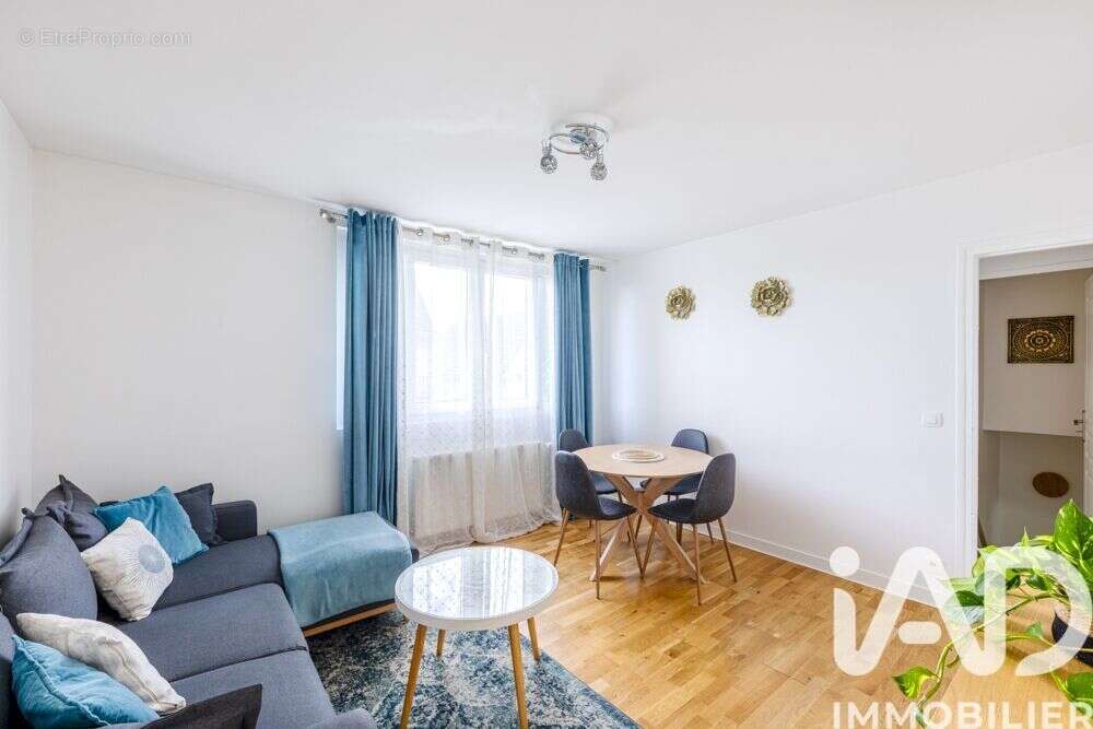 Photo 3 - Maison à TAVERNY