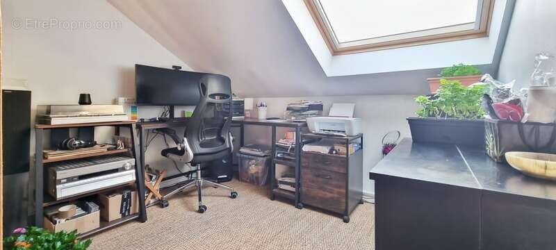 Maison à JOUY-LE-MOUTIER