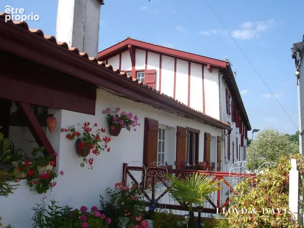 Maison à LA BASTIDE-CLAIRENCE