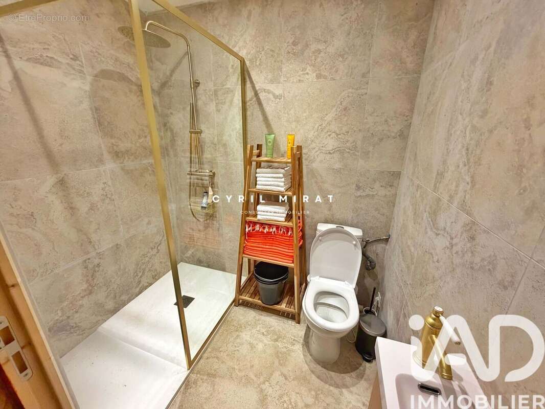 Photo 7 - Commerce à SANARY-SUR-MER