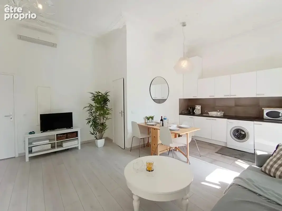 Nice – Ensemble immobilier de 107 m² composé de 3 appartements - photo 3
