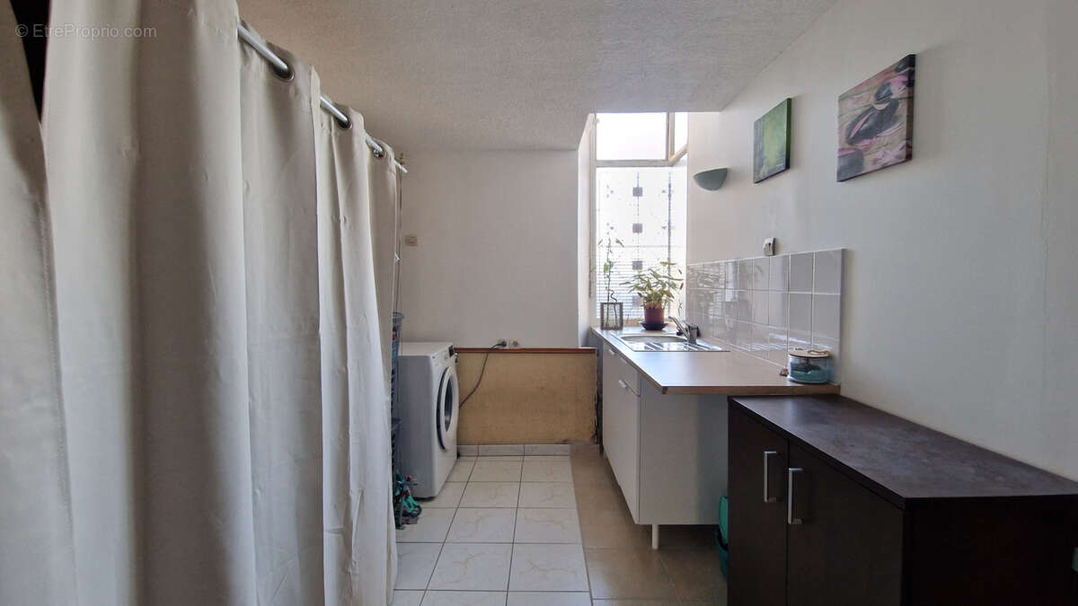 Maison à CELLE-LEVESCAULT