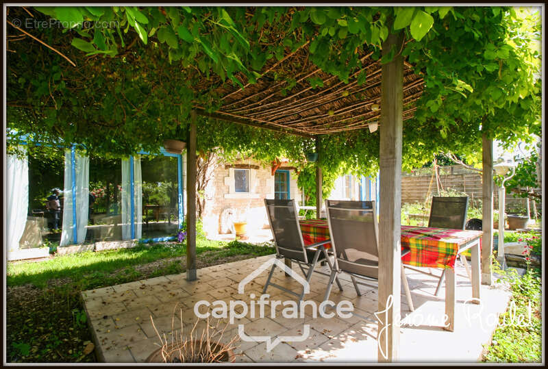 Maison à CHAMPIGNY-LE-SEC