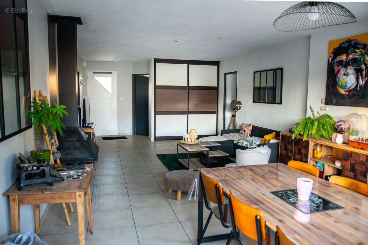 Maison familiale de plain pied 136m² - photo 3