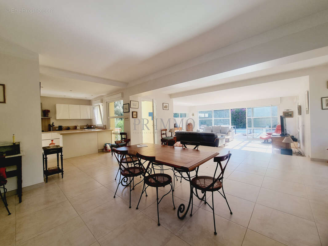 Villa au calme absolu - quartier boulouris - photo 4