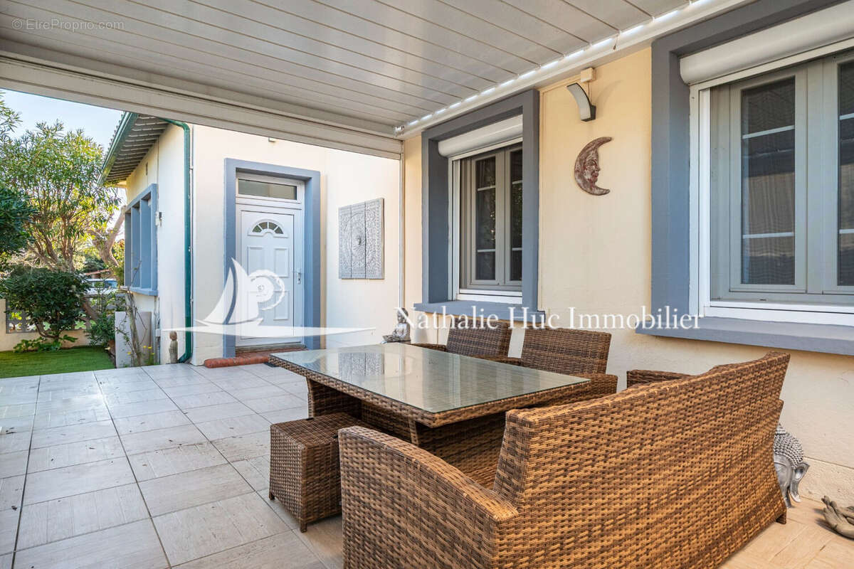 Maison à SAINT-CYPRIEN