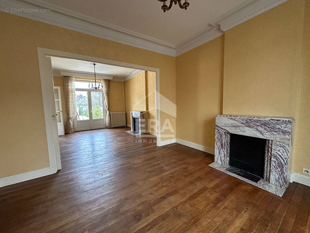 Maison à CHATEAUROUX