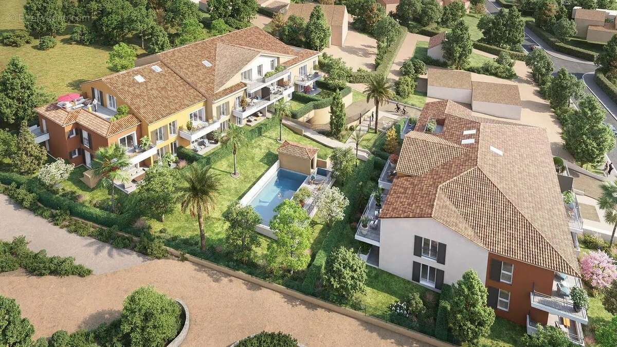 Appartement à COGOLIN