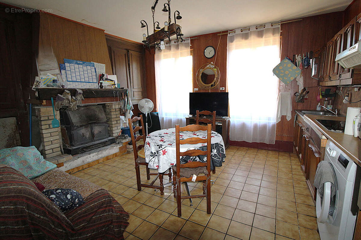 Maison à PUELLEMONTIER