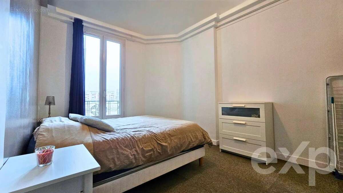 Appartement à CLICHY