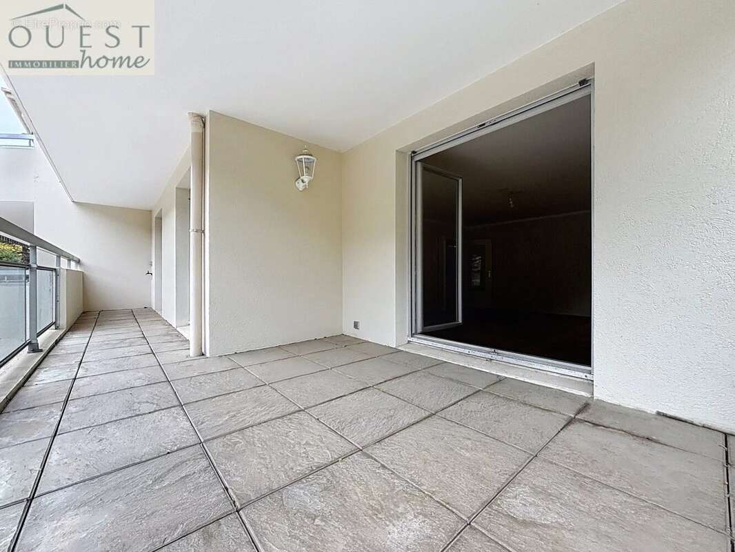 Appartement à CHARBONNIERES-LES-BAINS