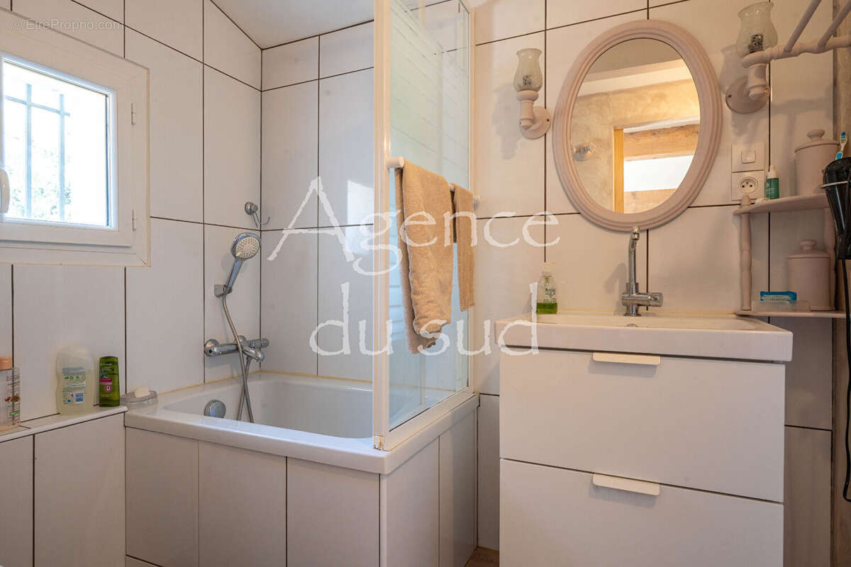 Maison Peypin 4 pièce(s) 120 m2 - photo 12