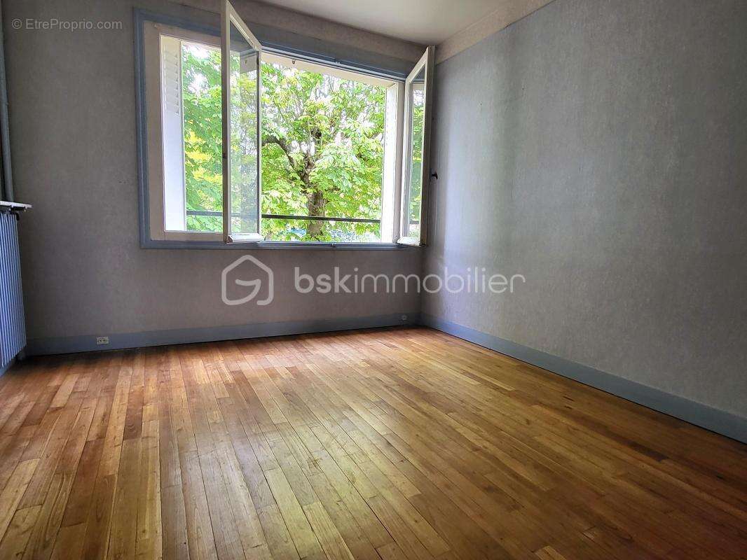 Appartement à LE RAINCY