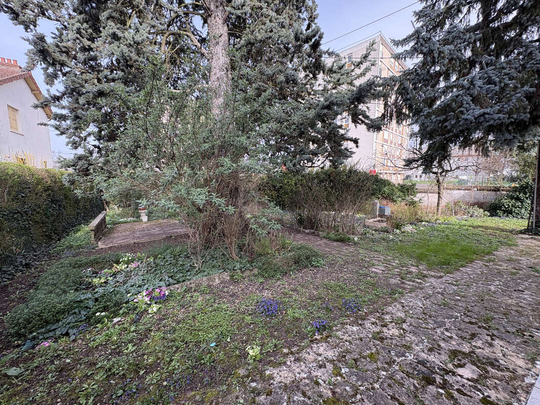 Maison à CHALON-SUR-SAONE