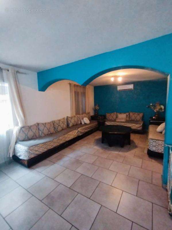 Maison 137 m² à Bagnols-Sur-Ceze  - photo 5