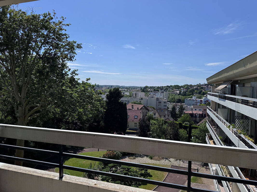 Appartement à CHAVILLE