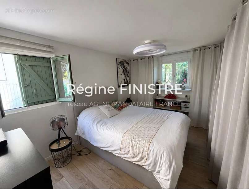 Maison à ROQUEBRUNE-SUR-ARGENS