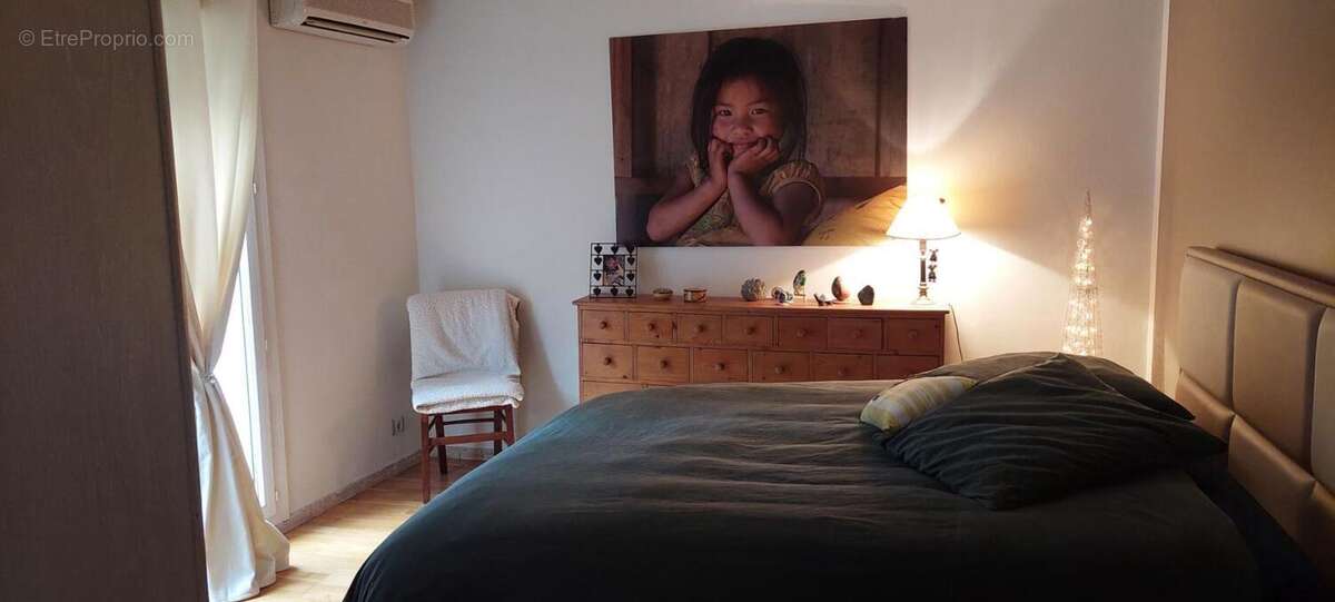 Immeuble avec 2 appartements + garage + caves - photo 12