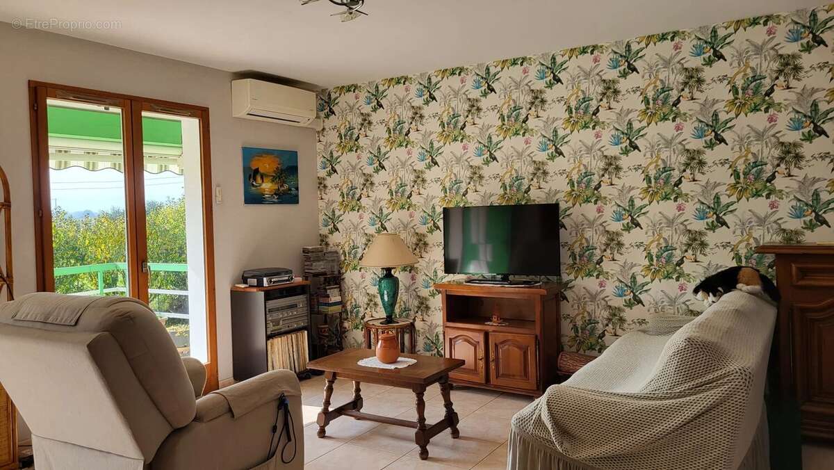 Maison à CORCELLES-EN-BEAUJOLAIS