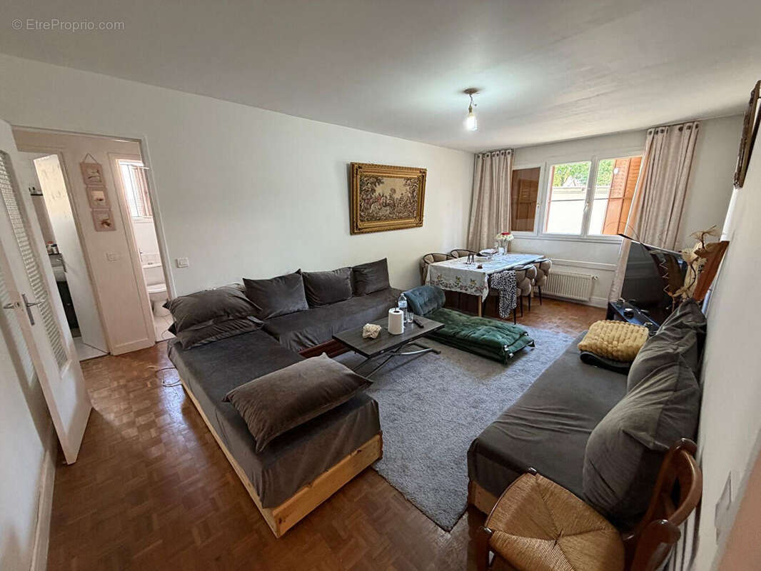 Appartement Les Pavillons Sous Bois 2 pièce(s) 53.m2 - photo 2