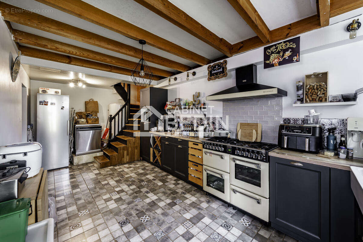 Maison à SAINT-ANDRE-DE-CUBZAC