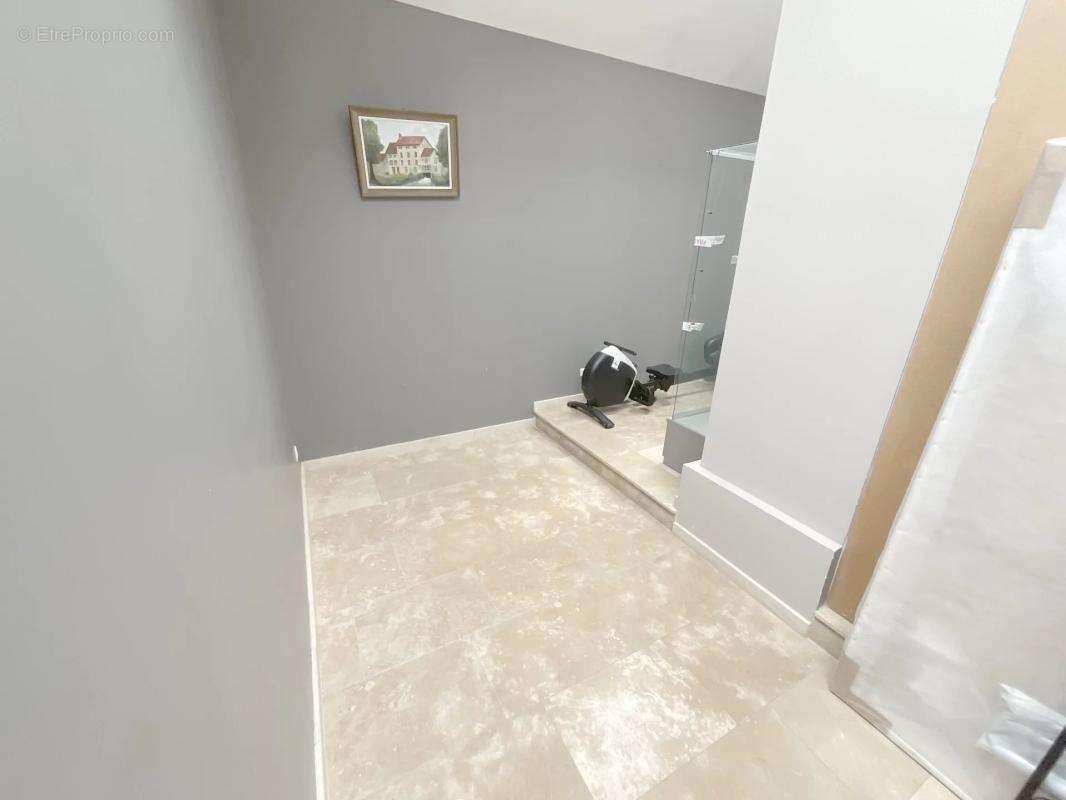 Maison à SAINTE-SAVINE