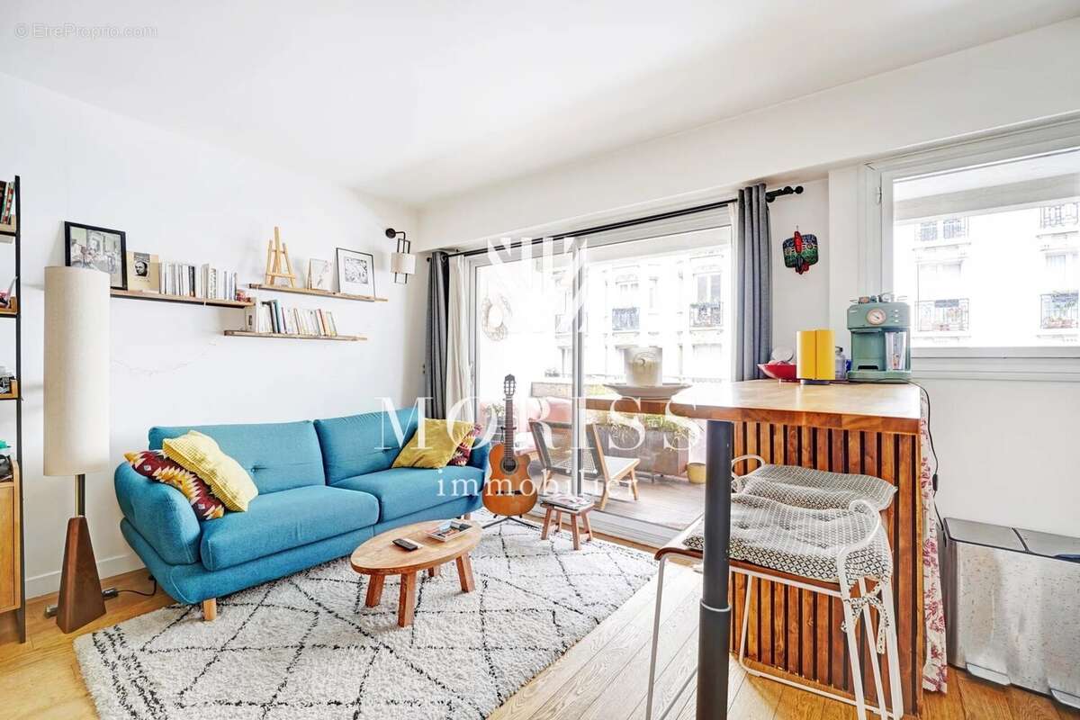 Appartement à PARIS-18E
