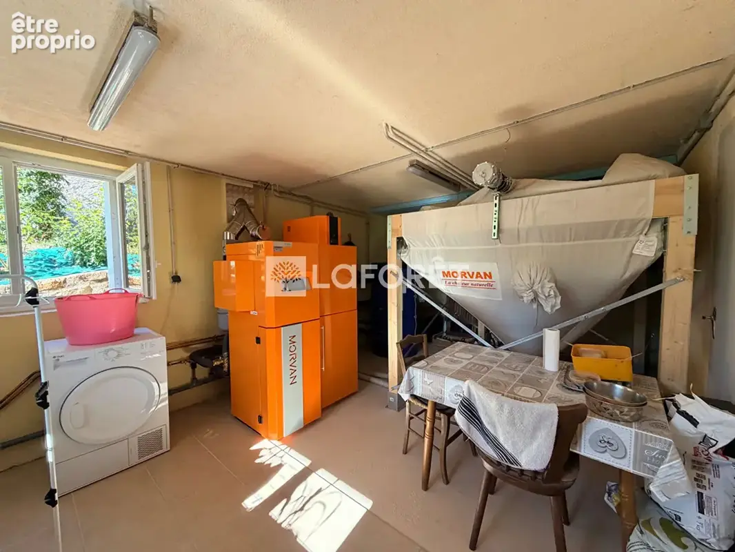 Secteur Vic Sur Cere maison 5 pièces118 m2 sur un parcelle de 340 m² - photo 16
