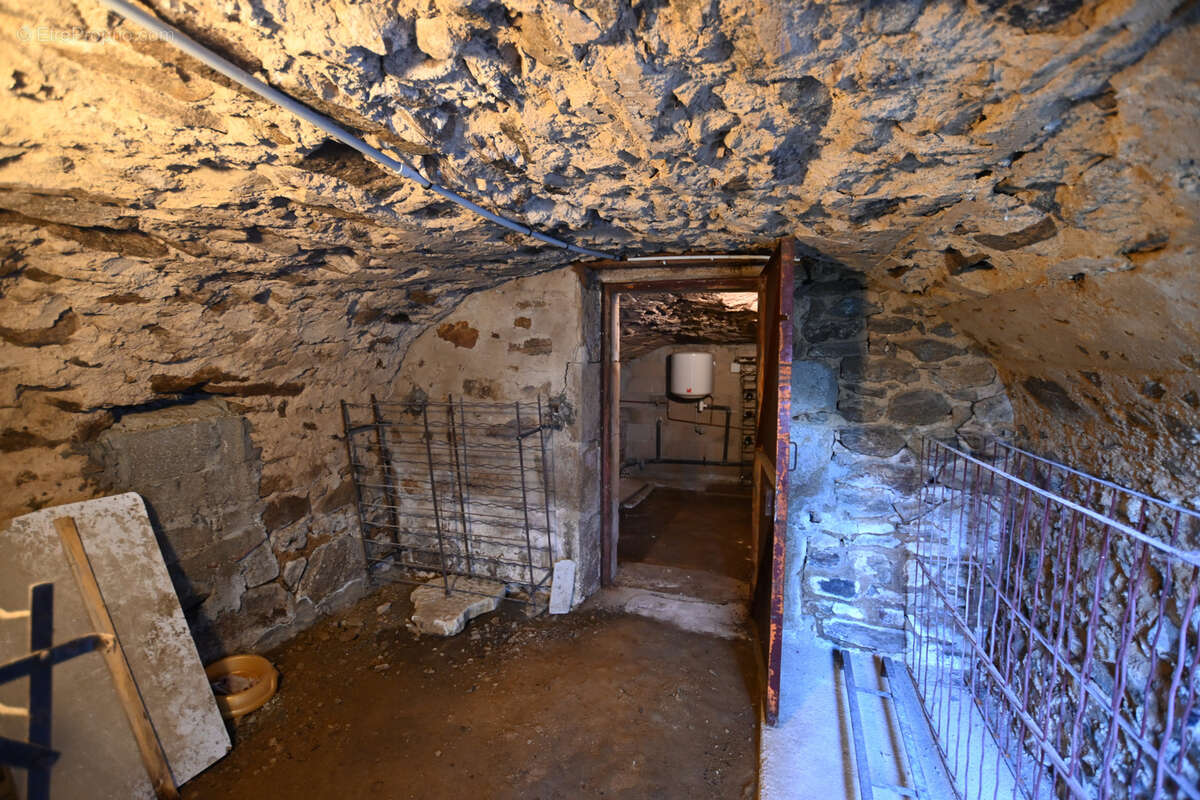 Maison à DOMECY-SUR-CURE