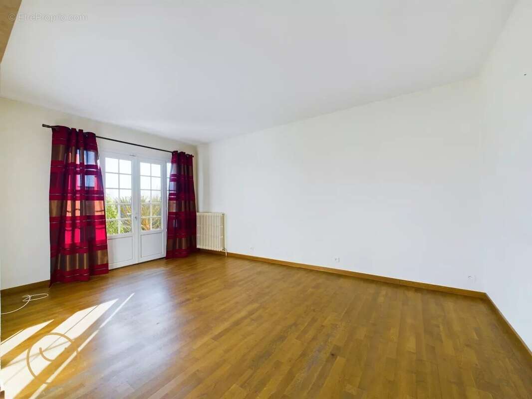 Maison à MARCILLY-SUR-SEINE