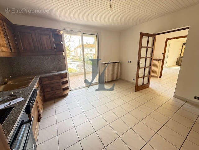 Maison à PORTES-LES-VALENCE