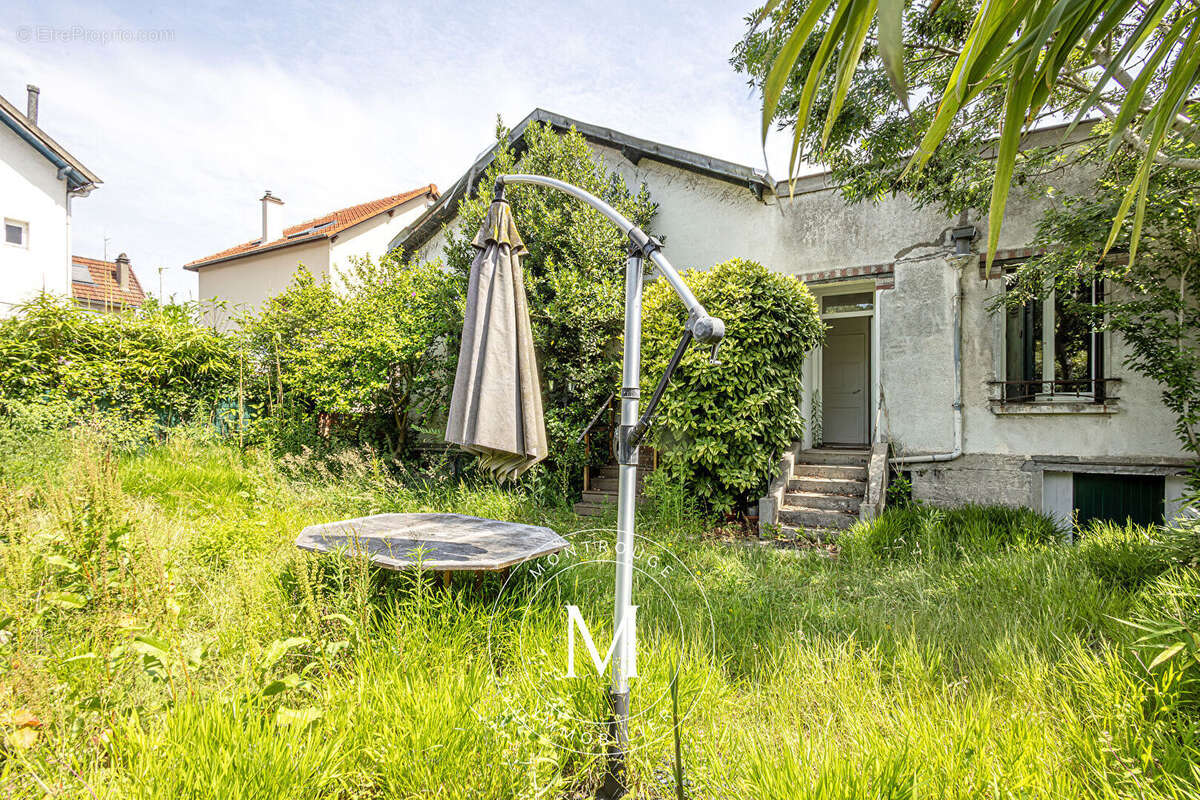 Rare sur le secteur - Maison centre-ville d'Antony, fort potentiel d'agrandissement. - photo 6