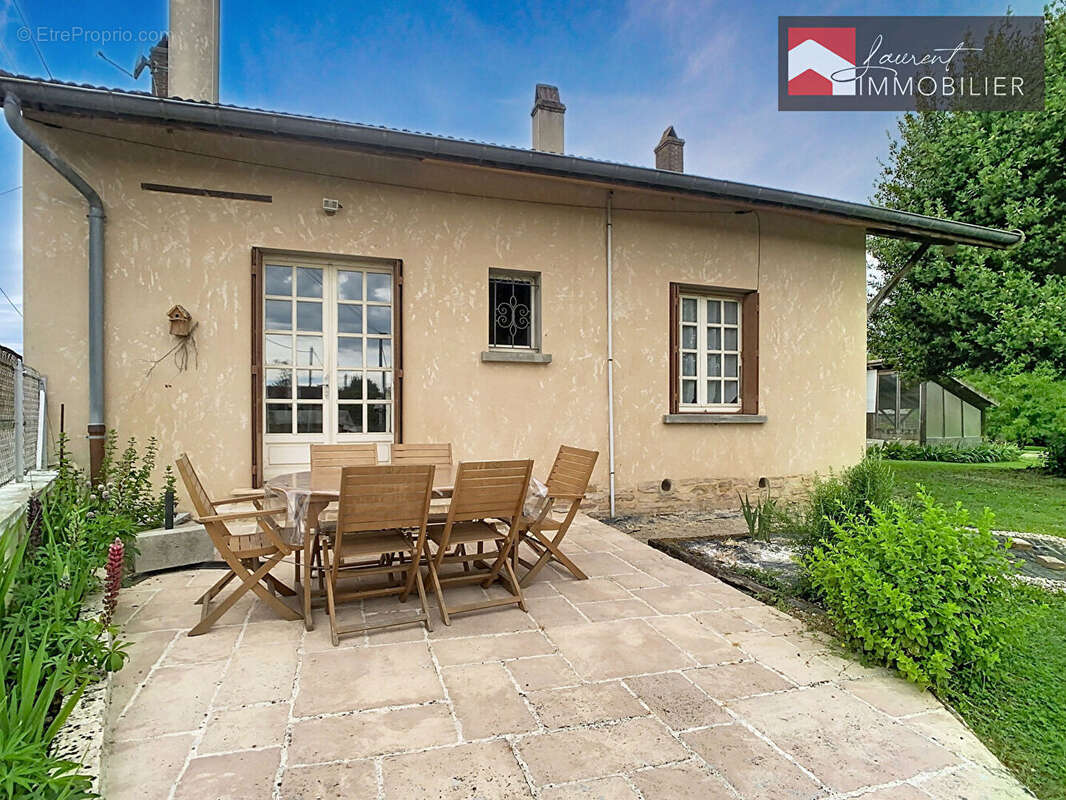 Maison à CUISERY