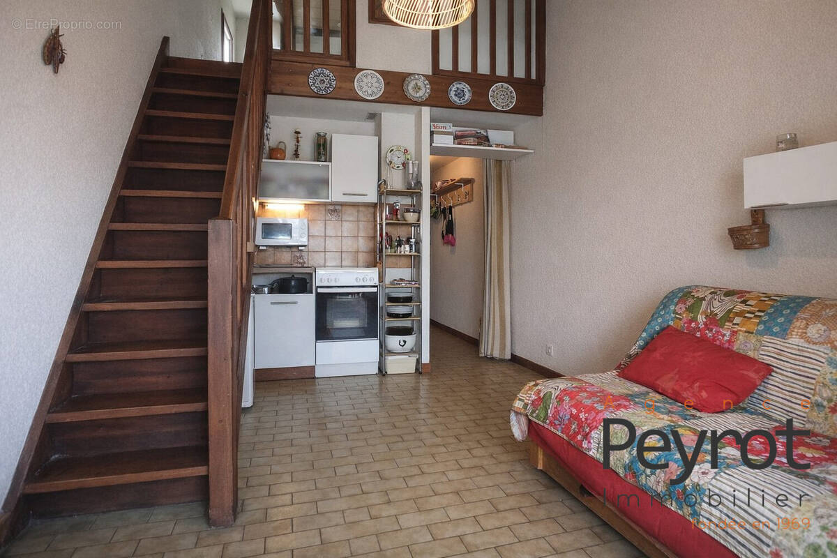 Appartement à LES ANGLES