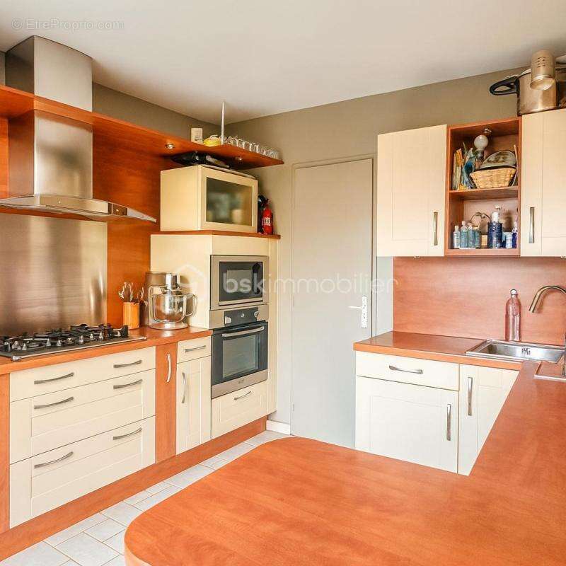 Maison à GOUY-SOUS-BELLONNE