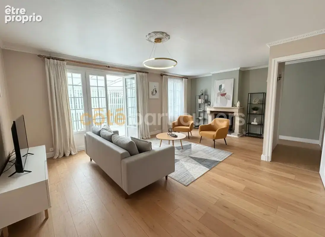 Maison sur sous-sol avec véranda - photo 2