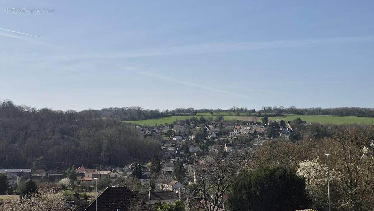 Terrain à NEZEL