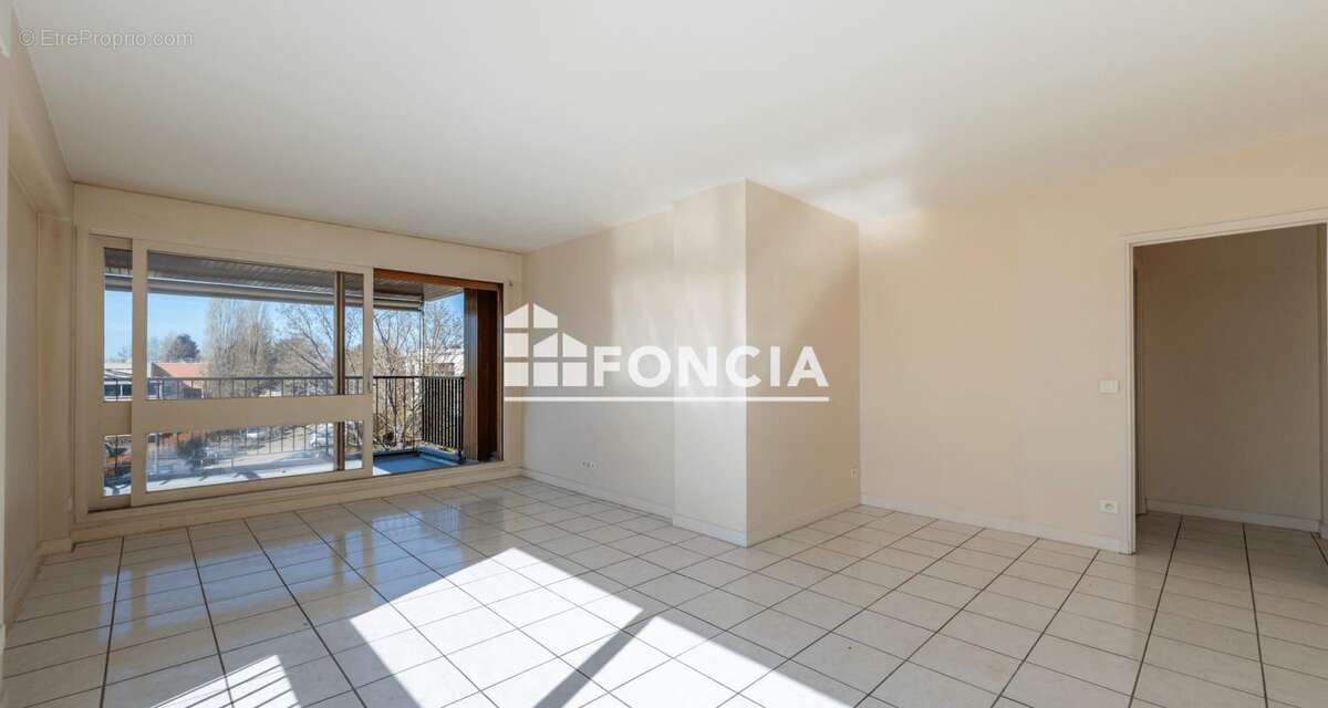 Appartement à LE CHESNAY