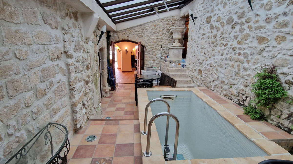Maison à LA BOISSIERE