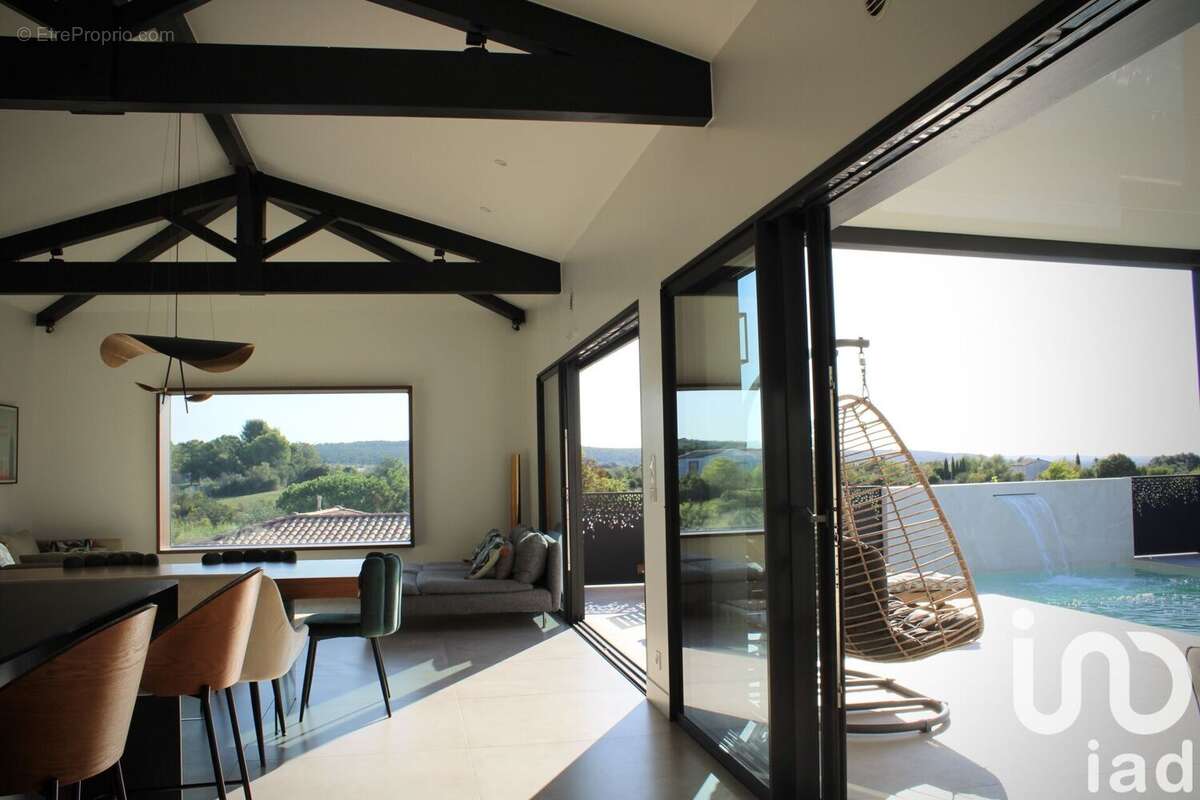 Photo 2 - Maison à UZES