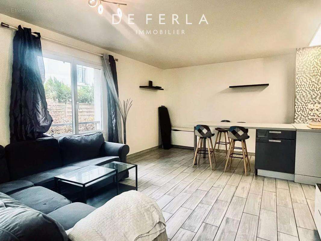 Appartement à STAINS