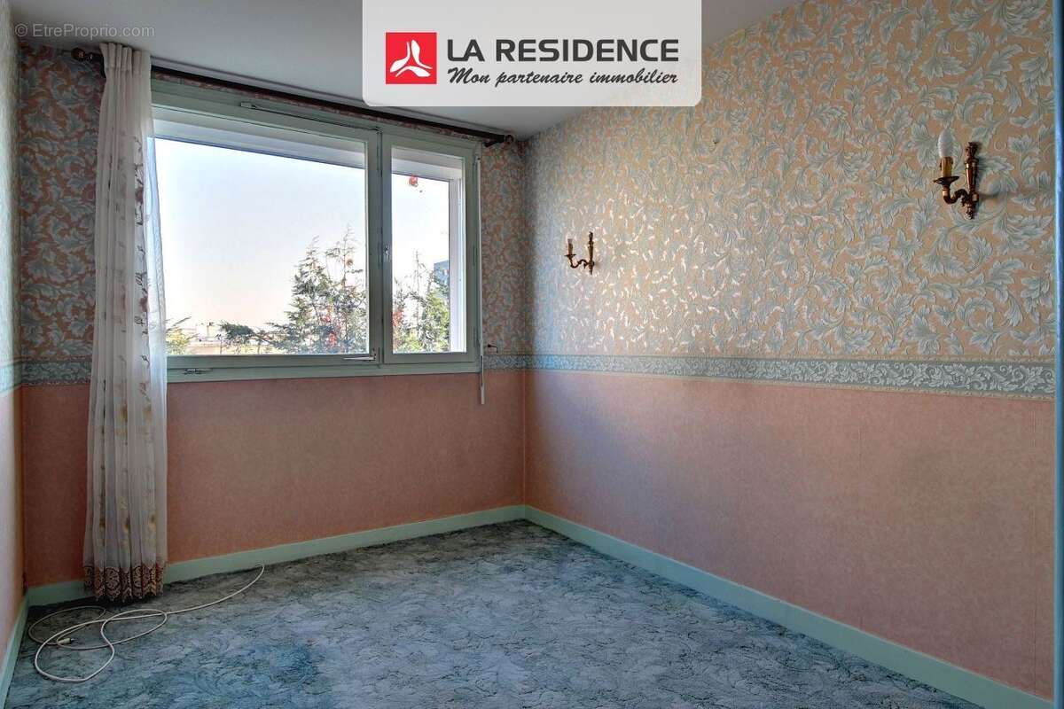 Appartement à SAINT-ETIENNE-DU-ROUVRAY