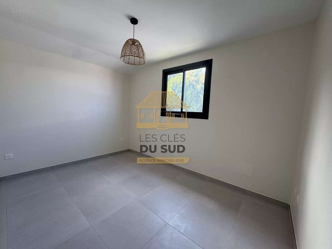 Maison à PETITE-ILE