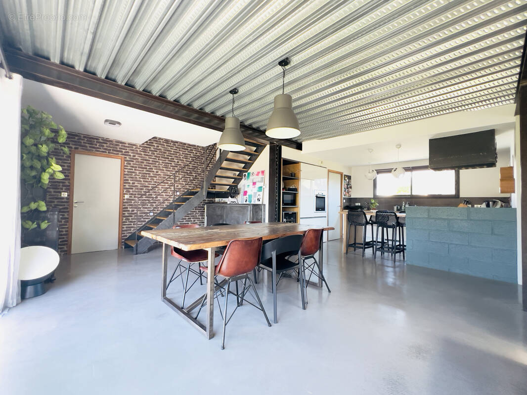 Maison à LA MEZIERE