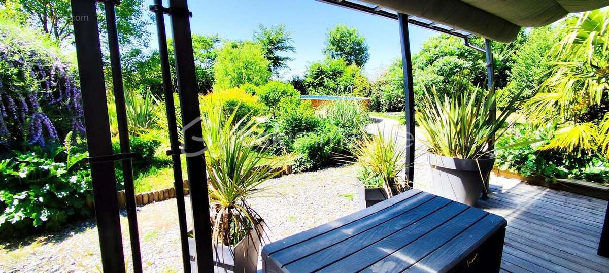 Maison à TORCE-VIVIERS-EN-CHARNIE