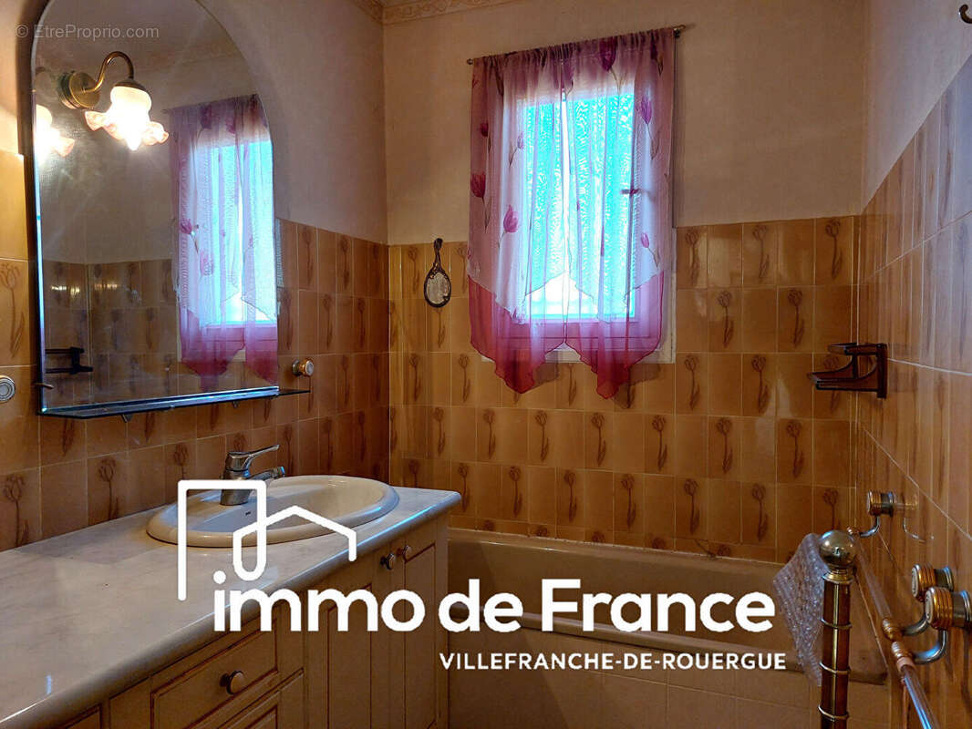 Maison à VILLEFRANCHE-DE-ROUERGUE