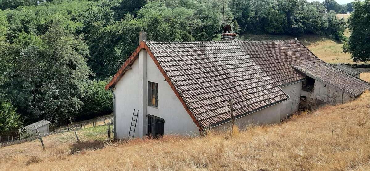 Fermette a rénover avec ses dépendances, sur 2,7 ha de terrain dans cadre bucolique - photo 15