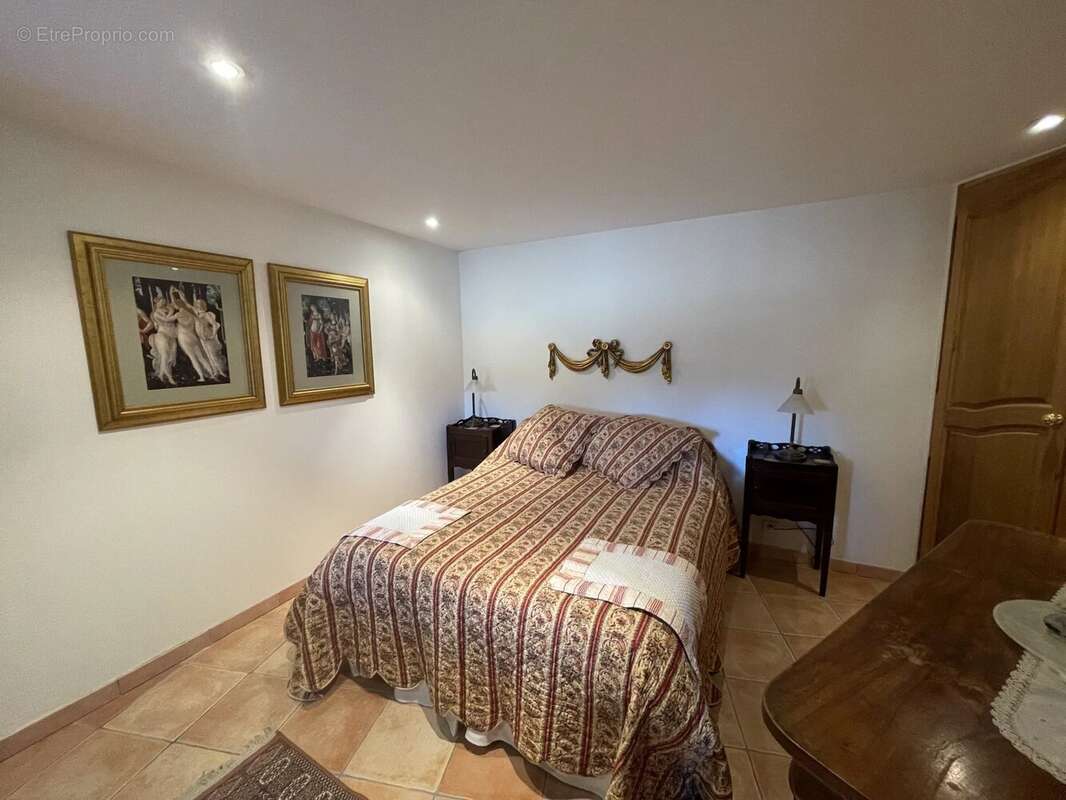 Maison à TARADEAU